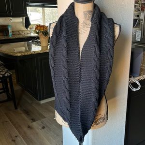 O’neil knitted scarf